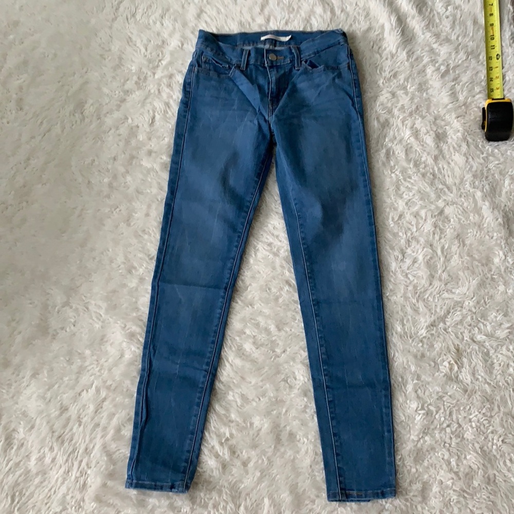 Levi’s blue jeans super skinny women’s size 27